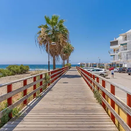 公寓 Lovely Beachfront Puerto Banus 马尔韦利亚