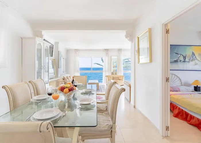 Apartment Lovely Beachfront Puerto Banus