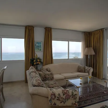 Apartment Lovely Beachfront Puerto Banus