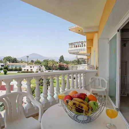 Apartment Lovely Beachfront Puerto Banus