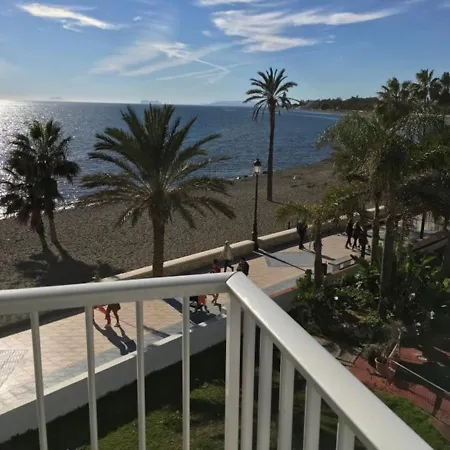 Lovely Beachfront Puerto Banus Apartment