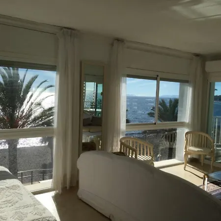 Apartment Lovely Beachfront Puerto Banus Marbella