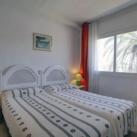 Lovely Beachfront Puerto Banus Marbella