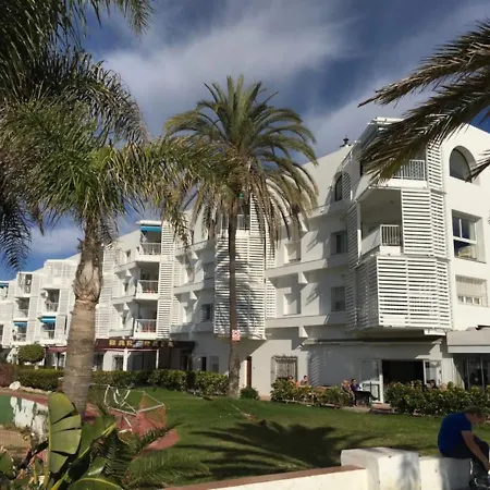 Lovely Beachfront Puerto Banus Apartment Marbella