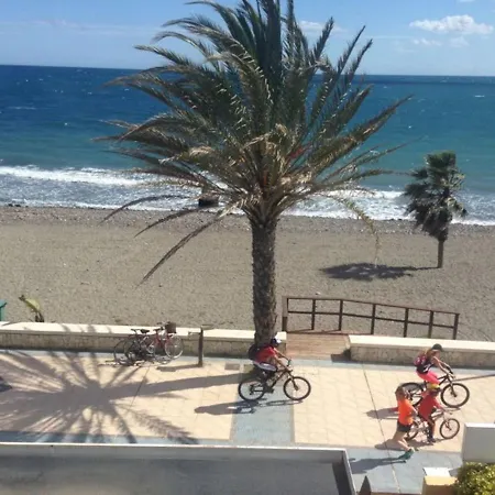 Apartment Lovely Beachfront Puerto Banus *