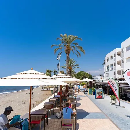 Lovely Beachfront Puerto Banus شقة ماربيا