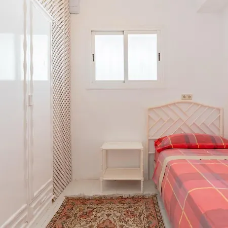 Lovely Beachfront Puerto Banus Apartment Marbella